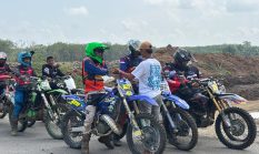 TRABAS GEMBIRA MOTOCROSS BERLANGSUNG    SUKSES DI SIRKUIT ATT KOTA TEBING TINGGI